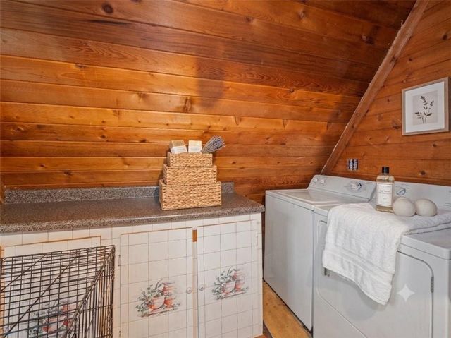 4366 Whiporwill Road, Gillsville, GA 30543