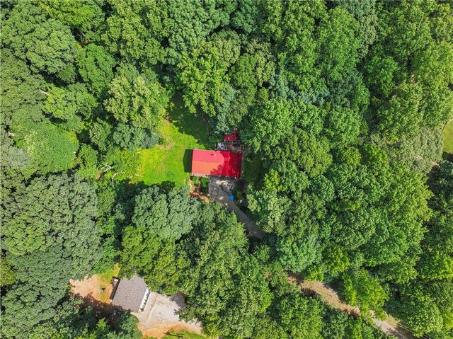 4366 Whiporwill Road, Gillsville, GA 30543