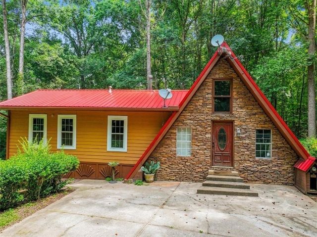 4366 Whiporwill Road, Gillsville, GA 30543