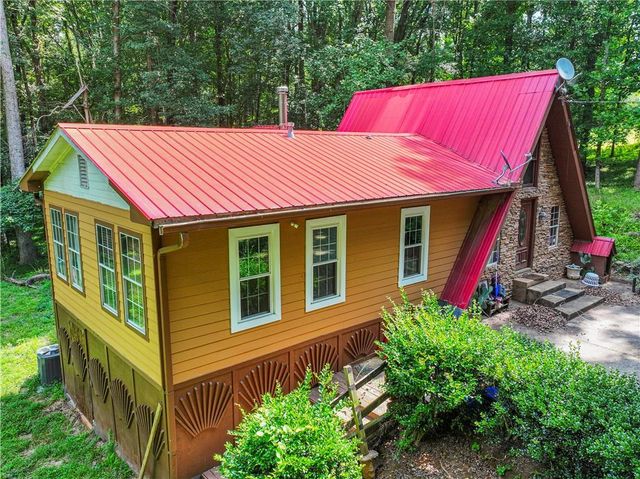 4366 Whiporwill Road, Gillsville, GA 30543