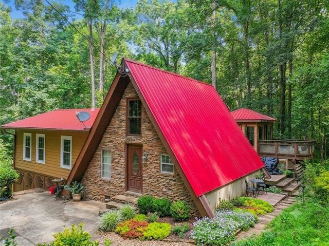4366 Whiporwill Road, Gillsville, GA 30543