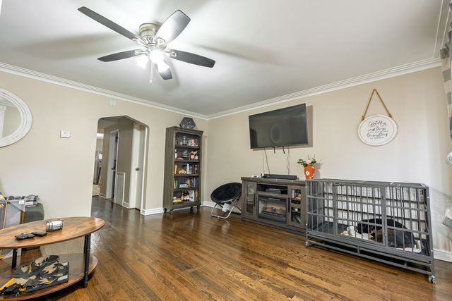 6825 S Rockwell Street, Chicago, IL 60629