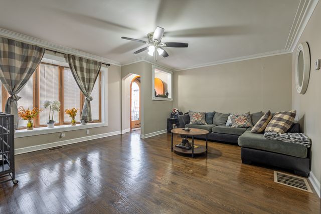 6825 S Rockwell Street, Chicago, IL 60629