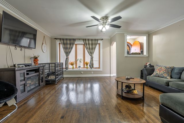 6825 S Rockwell Street, Chicago, IL 60629