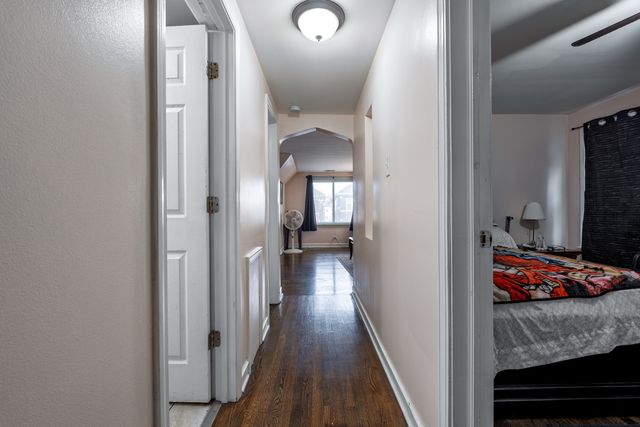 6825 S Rockwell Street, Chicago, IL 60629