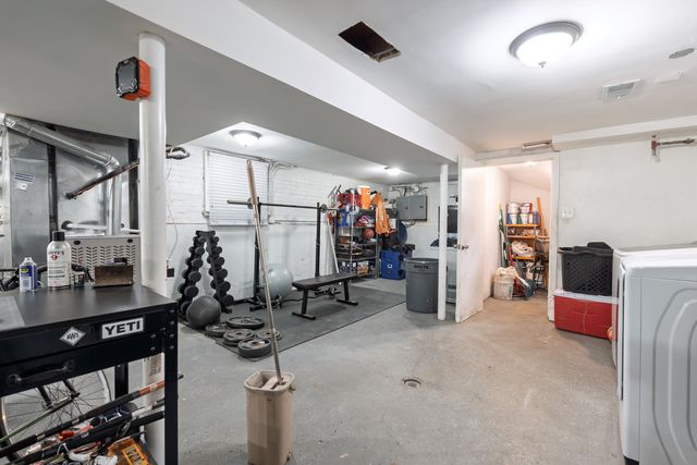 6825 S Rockwell Street, Chicago, IL 60629