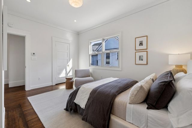 1814 CLINTON AVENUE, Alameda, CA 94501