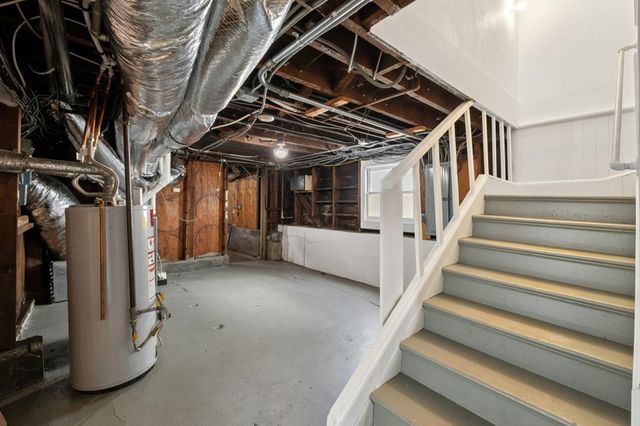 1814 CLINTON AVENUE, Alameda, CA 94501