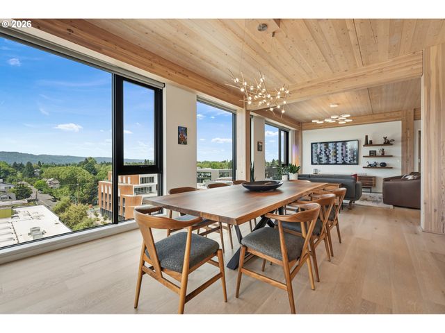 12 Ne FREMONT St 801, Portland, OR 97212