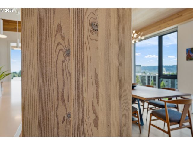 12 Ne FREMONT St 801, Portland, OR 97212