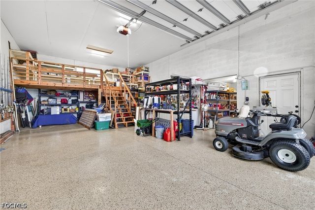 3605 SW 5th ST, Cape Coral, FL 33991