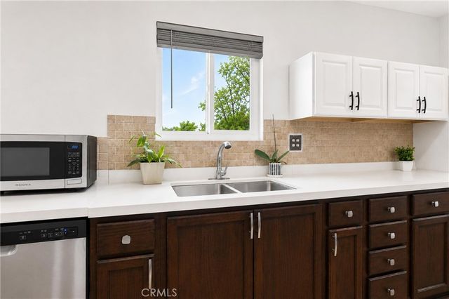 4220 Douglass, Riverside, CA 92507