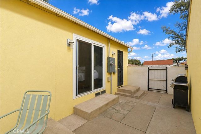 4220 Douglass, Riverside, CA 92507