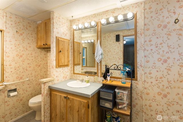 501 McCarver Road, Port Angeles, WA 98362