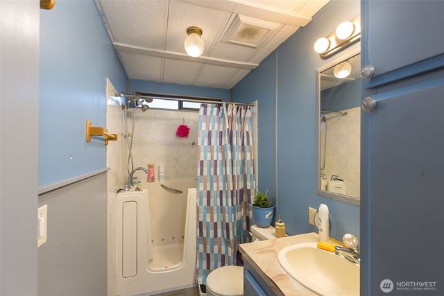 501 McCarver Road, Port Angeles, WA 98362