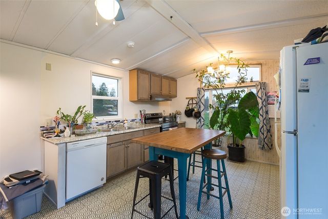 501 McCarver Road, Port Angeles, WA 98362