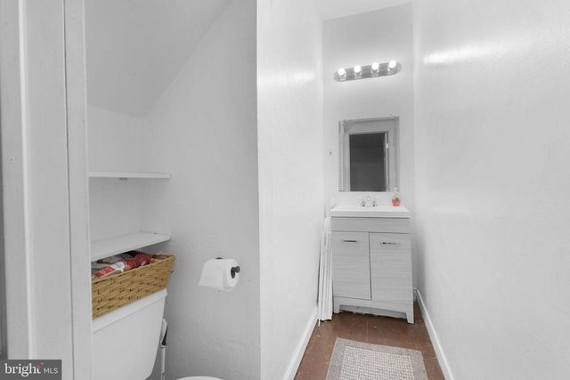 220 GARDEN ST, Mount Holly, NJ 08060