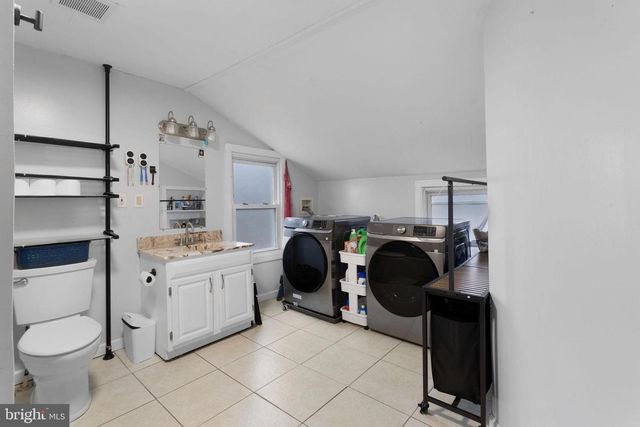 220 GARDEN ST, Mount Holly, NJ 08060