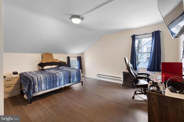 220 GARDEN ST, Mount Holly, NJ 08060