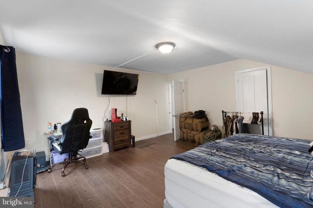 220 GARDEN ST, Mount Holly, NJ 08060