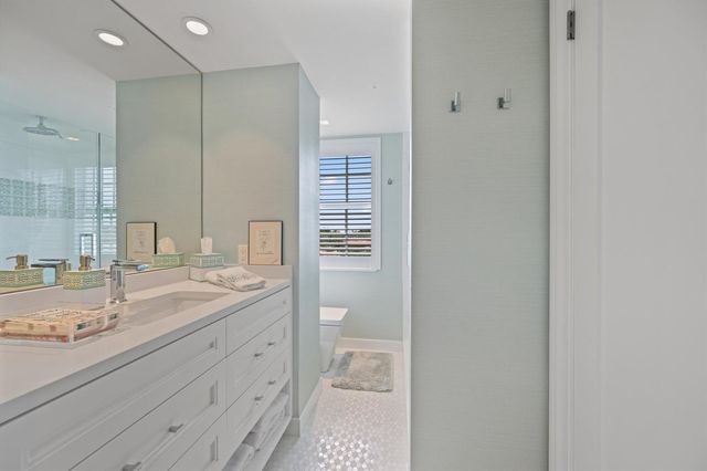 330 Cocoanut Row 5b, Palm Beach, FL 33480