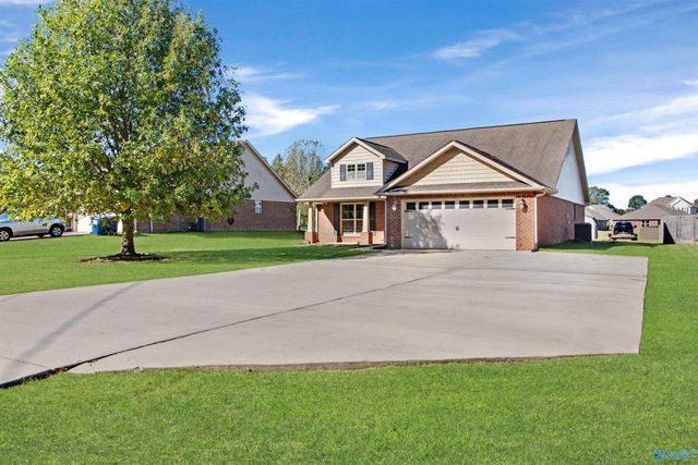 5058 Old Railroad Bed Road, Harvest, AL 35749