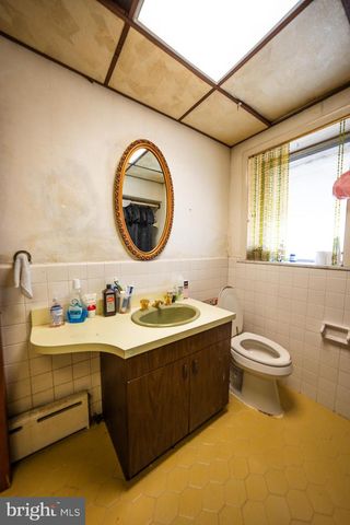 1056 SERRILL AVE, Lansdowne, PA 19050