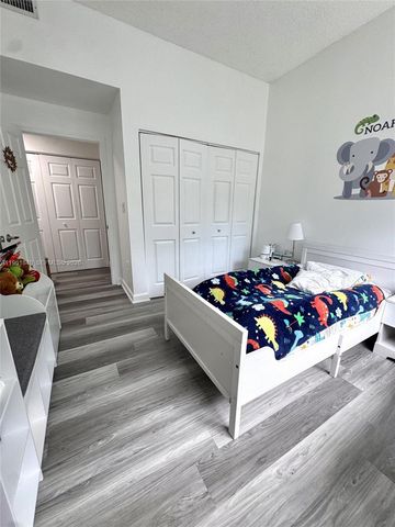 9725 NW 52nd St 114, Doral, FL 33178