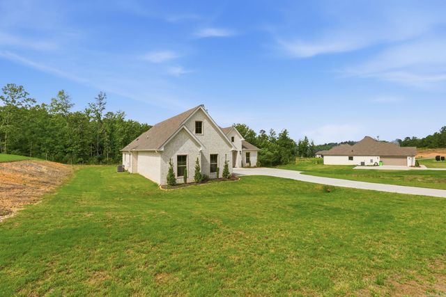 125 Patriots Pt, Benton, AR 72019
