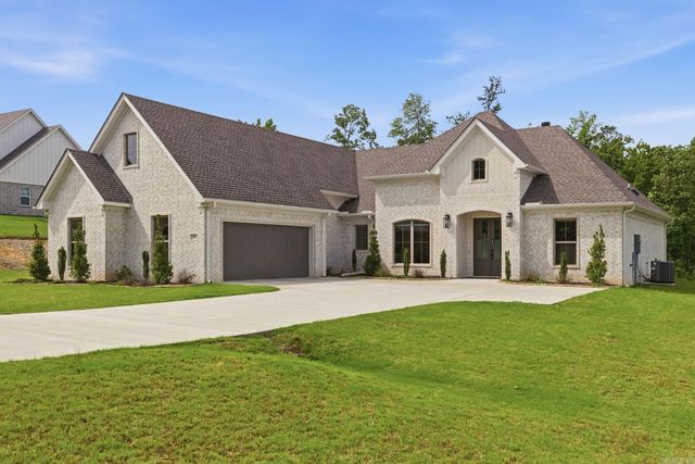 125 Patriots Pt, Benton, AR 72019