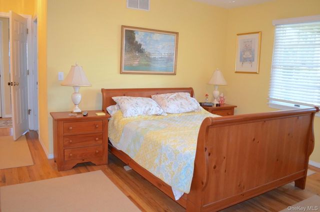 16 Grant Boulevard, Hampton Bays, NY 11946