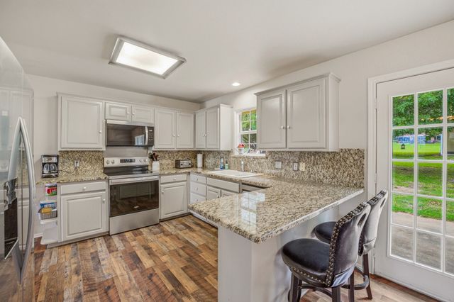 3708 Indian Creek Trail, Granbury, TX 76049
