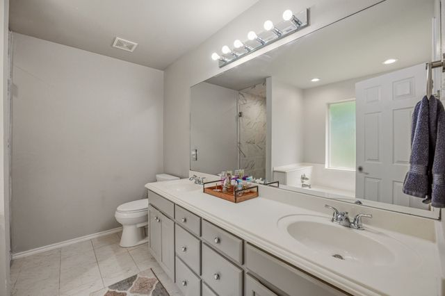 3708 Indian Creek Trail, Granbury, TX 76049