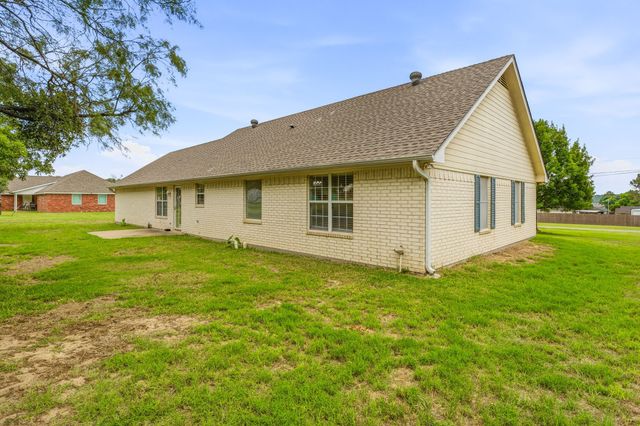 3708 Indian Creek Trail, Granbury, TX 76049