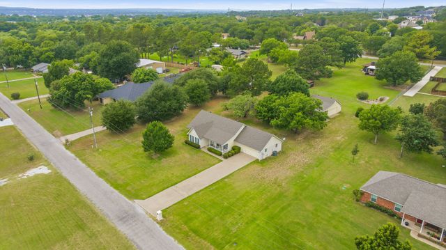 3708 Indian Creek Trail, Granbury, TX 76049