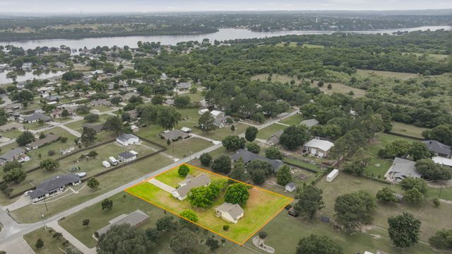 3708 Indian Creek Trail, Granbury, TX 76049