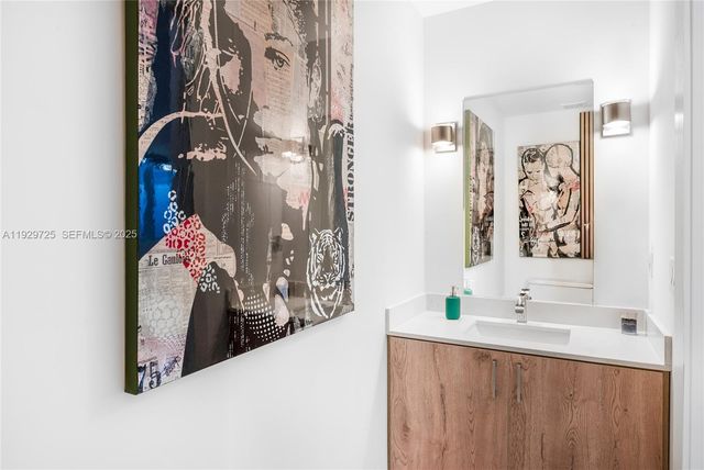 2756 SW 34th Ct B, Miami, FL 33133