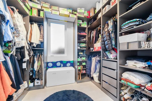 2756 SW 34th Ct B, Miami, FL 33133