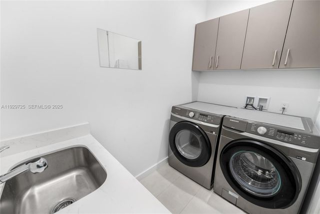 2756 SW 34th Ct B, Miami, FL 33133