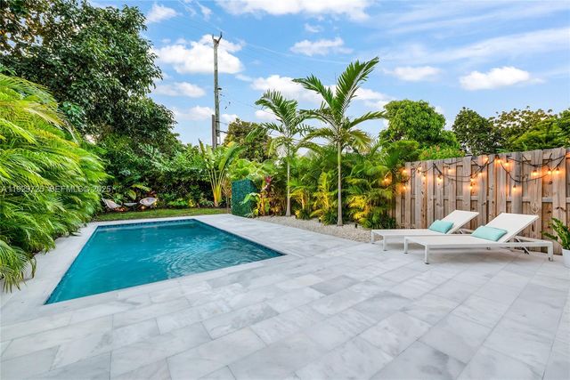 2756 SW 34th Ct B, Miami, FL 33133