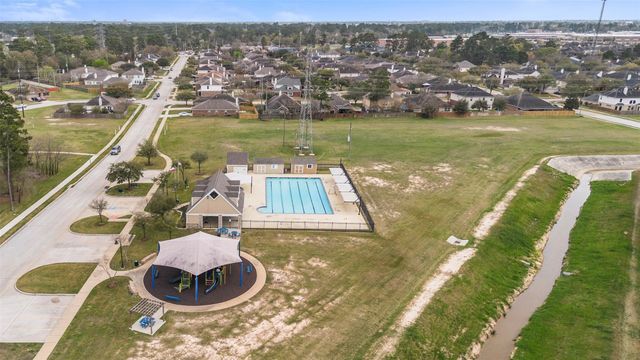 17914 Platinum Springs Drive, Tomball, TX 77375