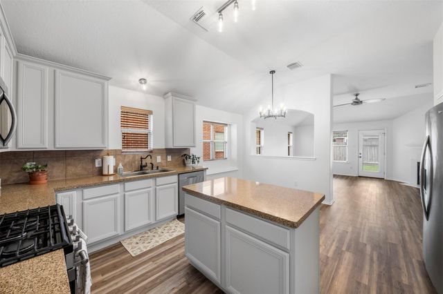 17914 Platinum Springs Drive, Tomball, TX 77375