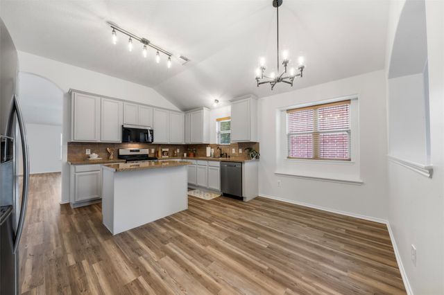 17914 Platinum Springs Drive, Tomball, TX 77375