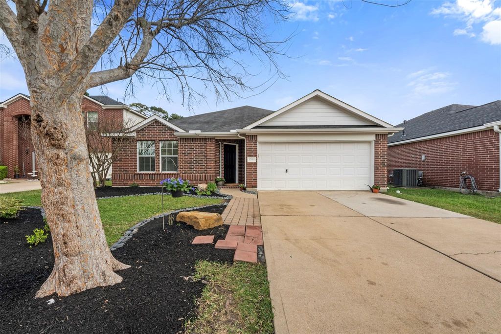 17914 Platinum Springs Drive, Tomball, TX 77375