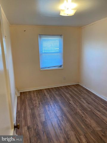1012 ASH RD, Sharon Hill, PA 19079