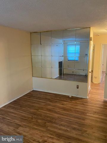 1012 ASH RD, Sharon Hill, PA 19079