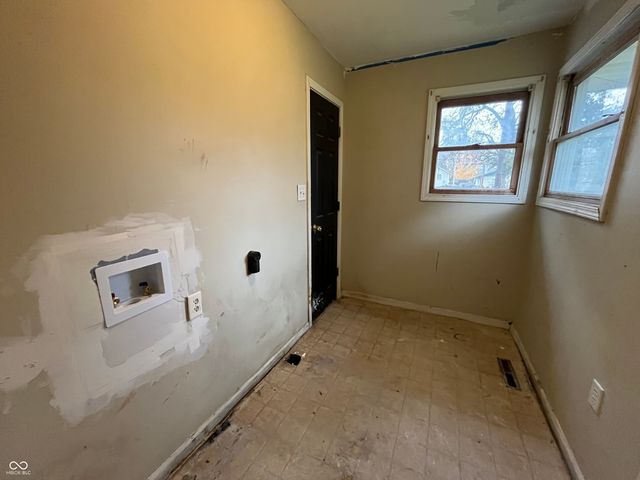 2434 Mars Hill Street, Indianapolis, IN 46241