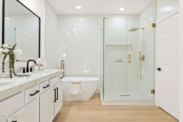 20121 N 76TH Street 2031, Scottsdale, AZ 85255