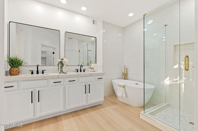 20121 N 76TH Street 2031, Scottsdale, AZ 85255