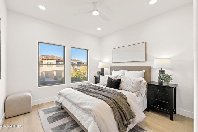 20121 N 76TH Street 2031, Scottsdale, AZ 85255